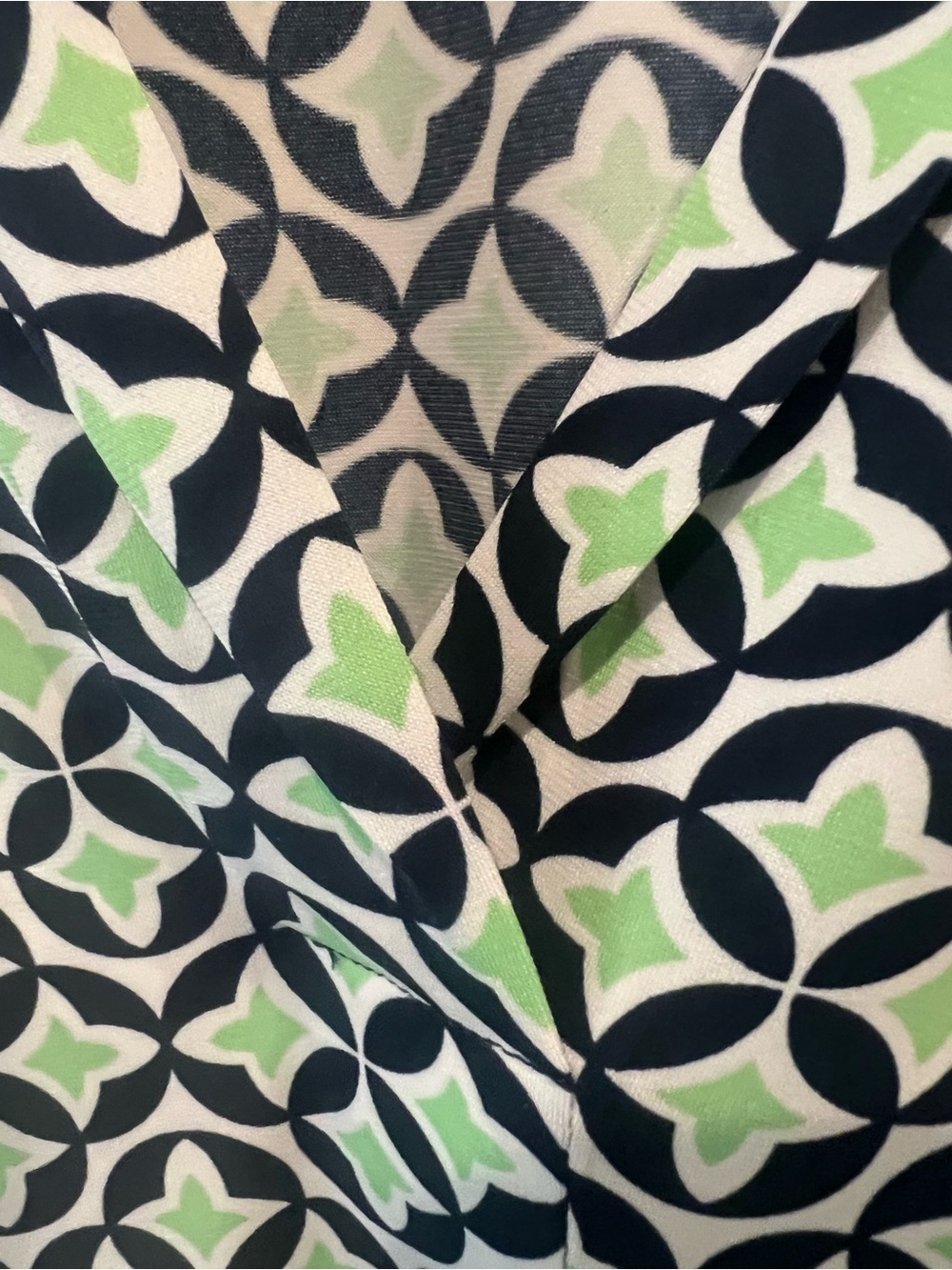 Charter Club Navy & Green Geometric V-Neck Tunic Top Size Medium - Picture 14 of 16